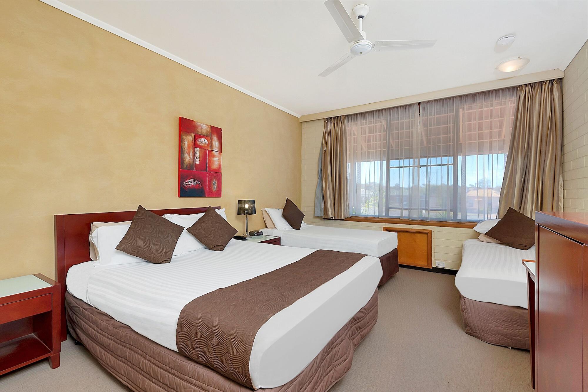 Comfort Inn Уаяла Екстериор снимка
