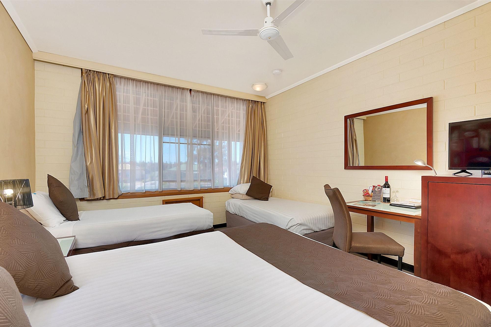 Comfort Inn Уаяла Екстериор снимка
