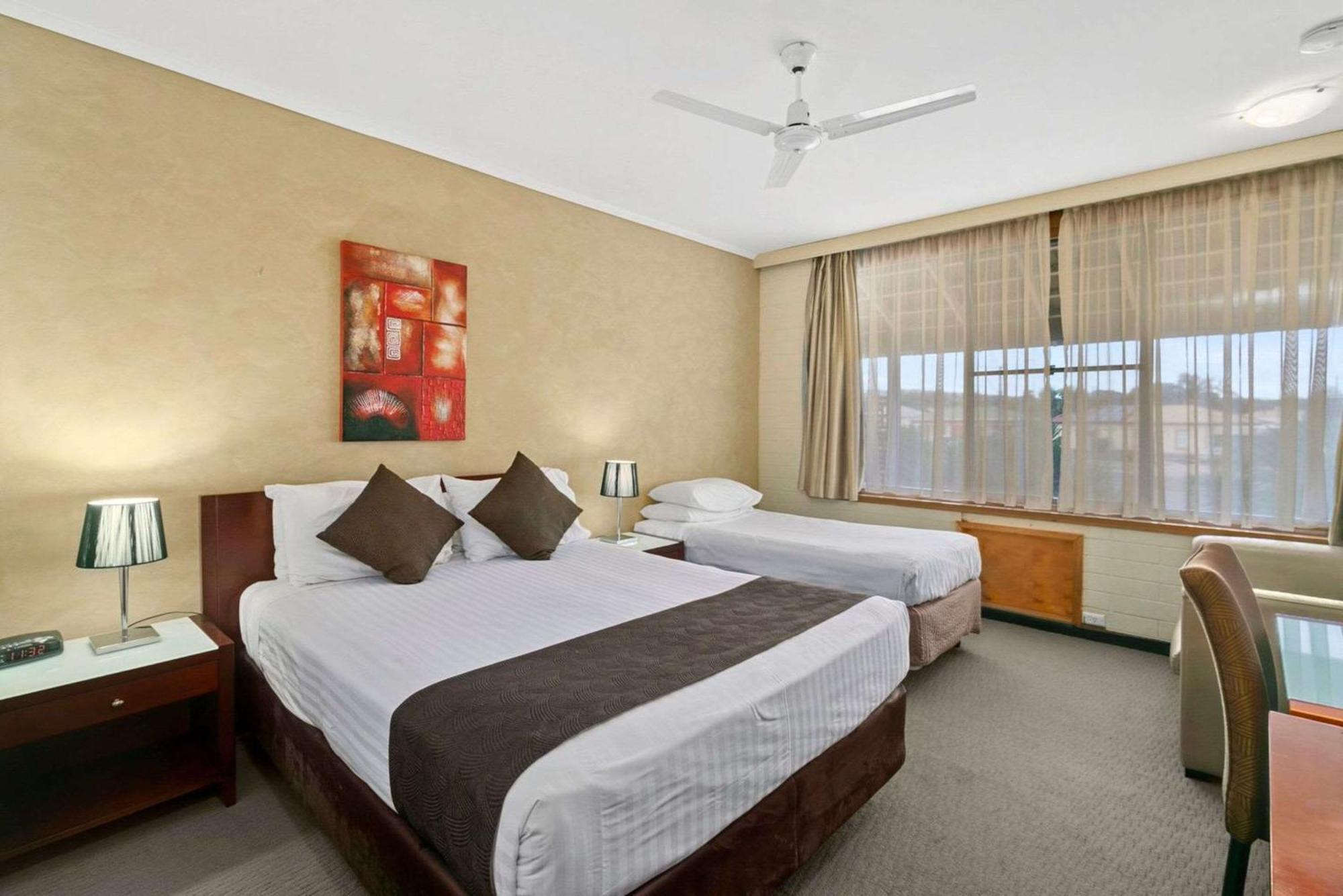 Comfort Inn Уаяла Екстериор снимка