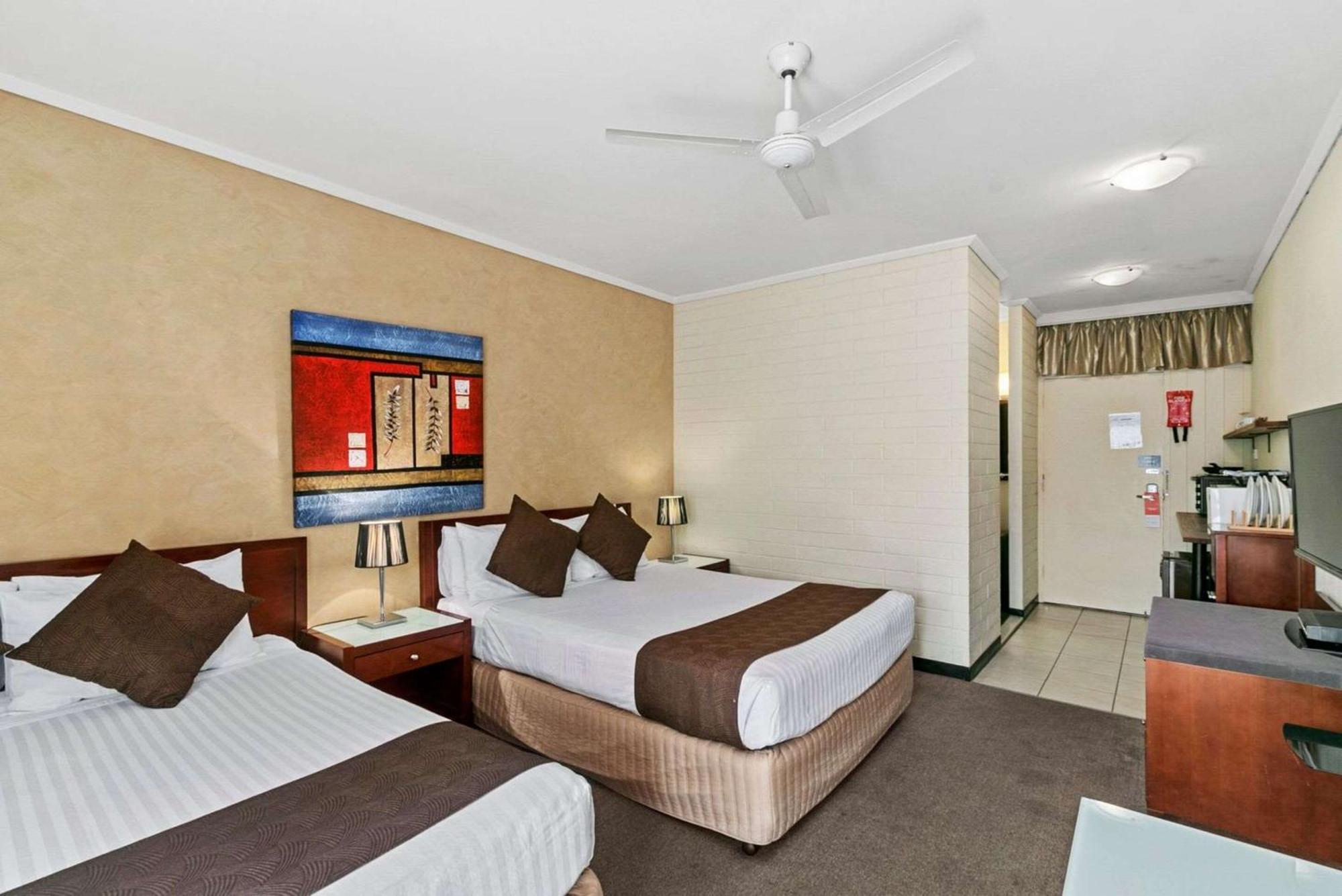 Comfort Inn Уаяла Екстериор снимка