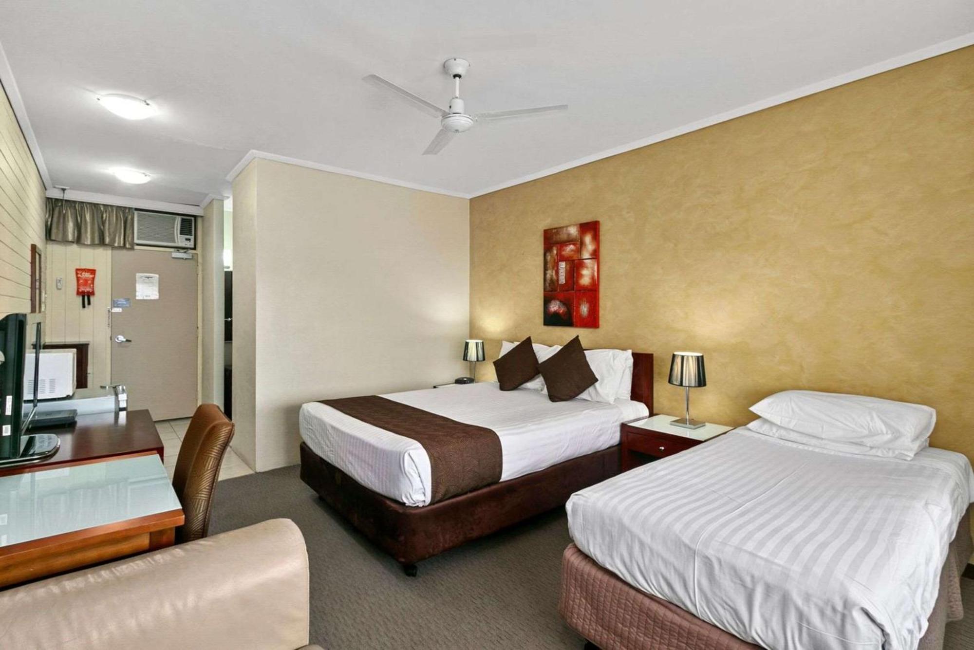 Comfort Inn Уаяла Екстериор снимка