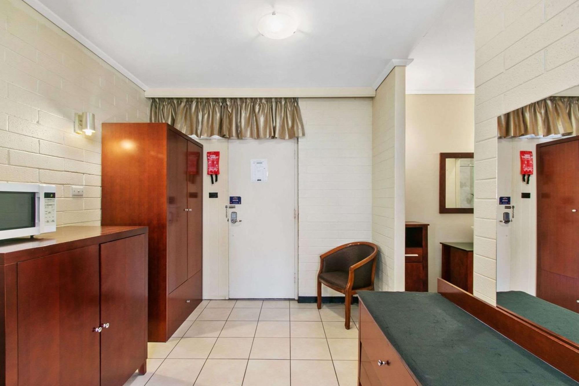 Comfort Inn Уаяла Екстериор снимка