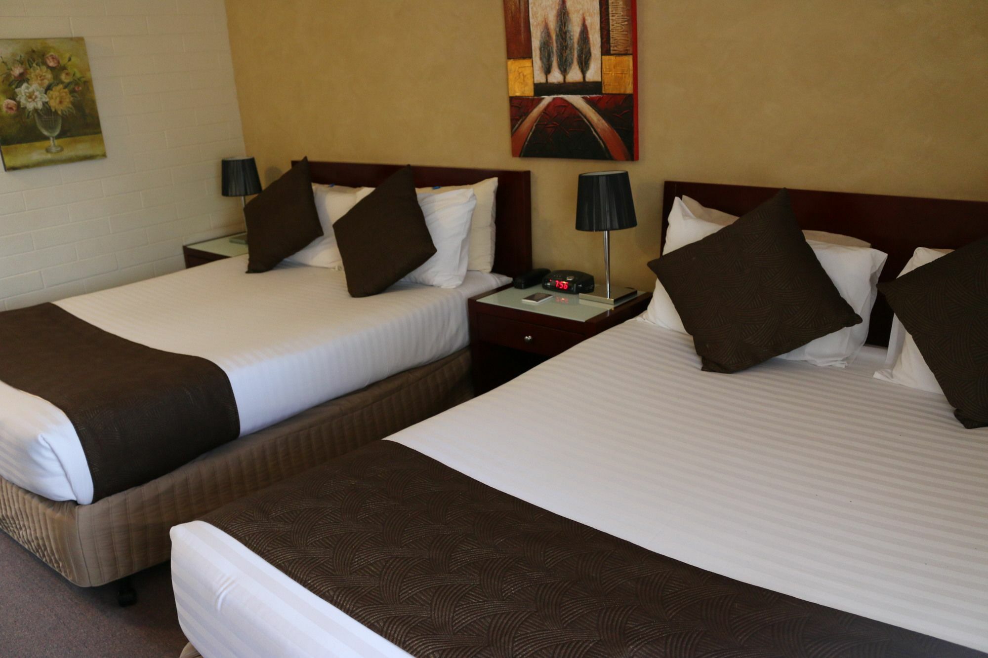 Comfort Inn Уаяла Екстериор снимка